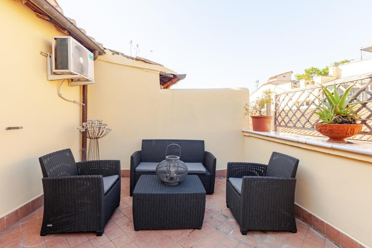 Luxury Penthouse With Terrace By Spanish Steps Roma