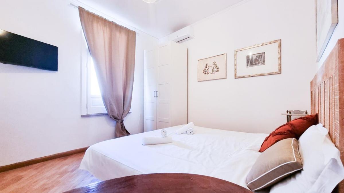 Appartamento Luxury Penthouse With Terrace By Spanish Steps *